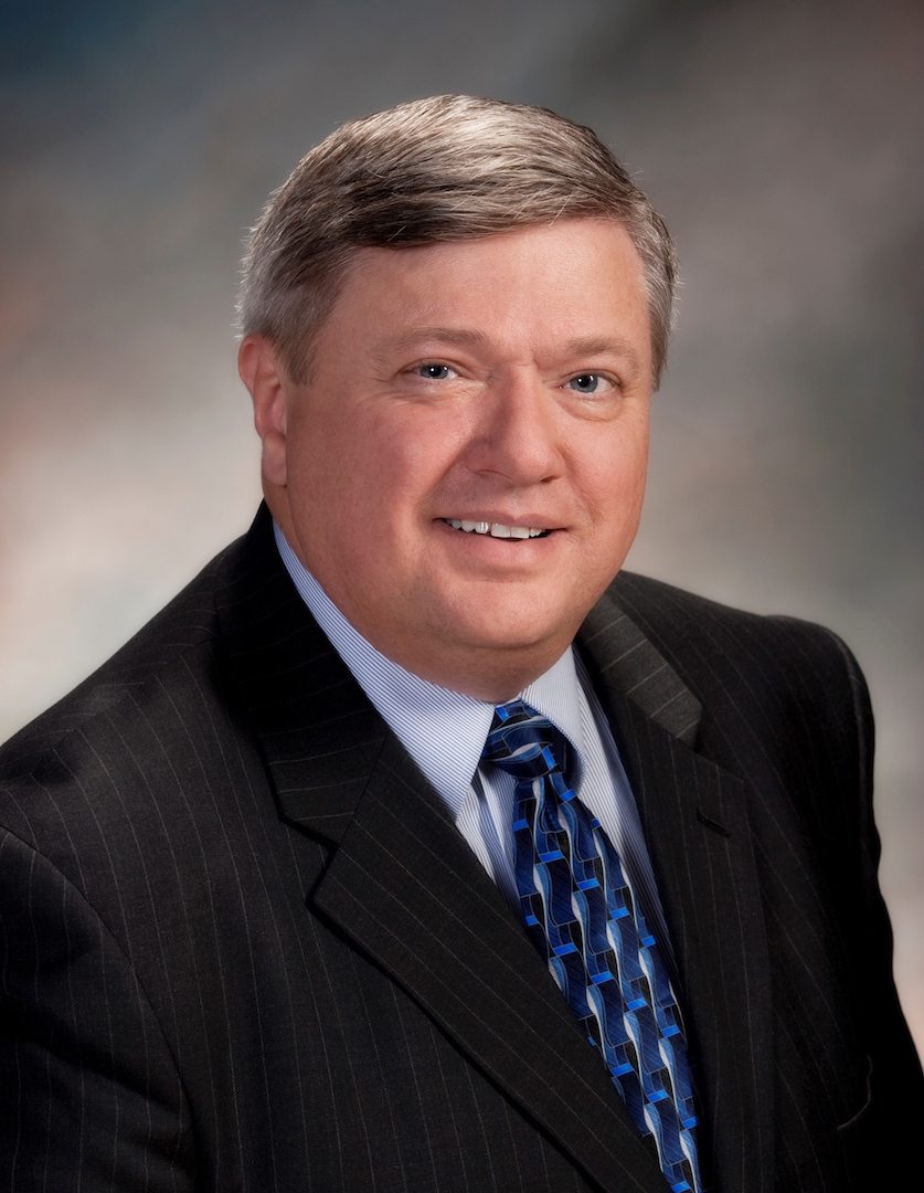 Nevada State Bank has named Erica Benson and Curt Chambers branch managers.