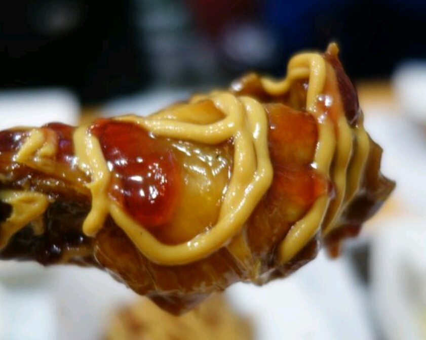 Ditch the bread this National Peanut Butter and Jelly Day and try a “PB& J” the chicken wing way with free WingTime Peanut Butter Jelly Time wings