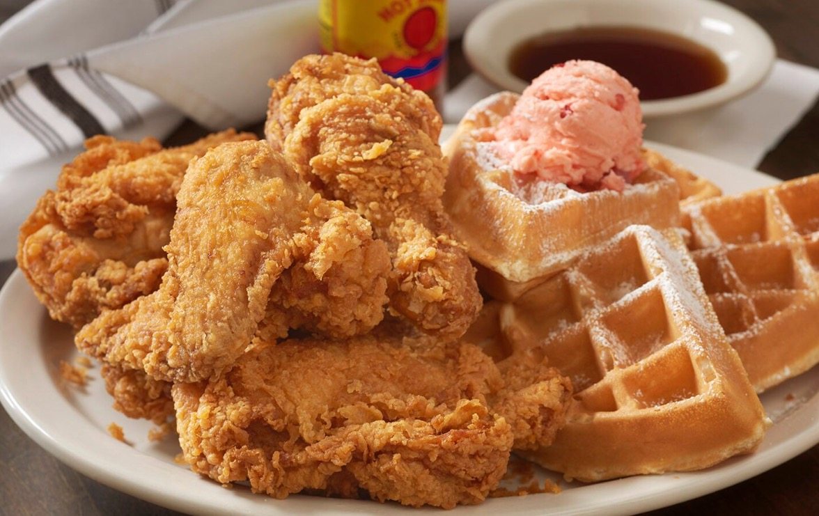 Metro Diner, a restaurant offering classic comfort food with flair, will open its third Southern Nevada location, at 249 North Stephanie in Henderson.