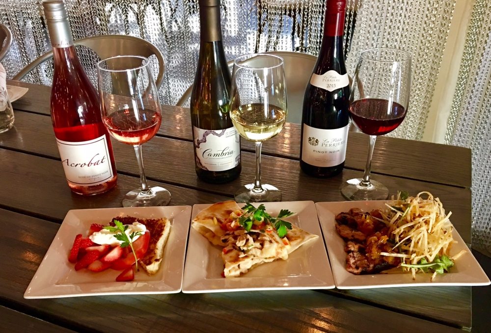 Roundabout Grill Debuts Tasting Trio