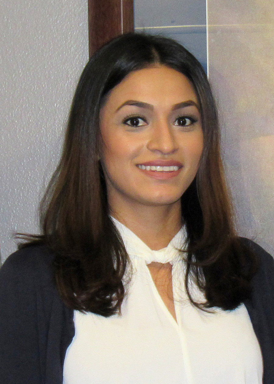 The De Castroverde Law Firm awarded the 2018 Waldo De Castroverde Immigration Scholarship to Margarita Elias, a student at the William S. Boyd School of Law.
