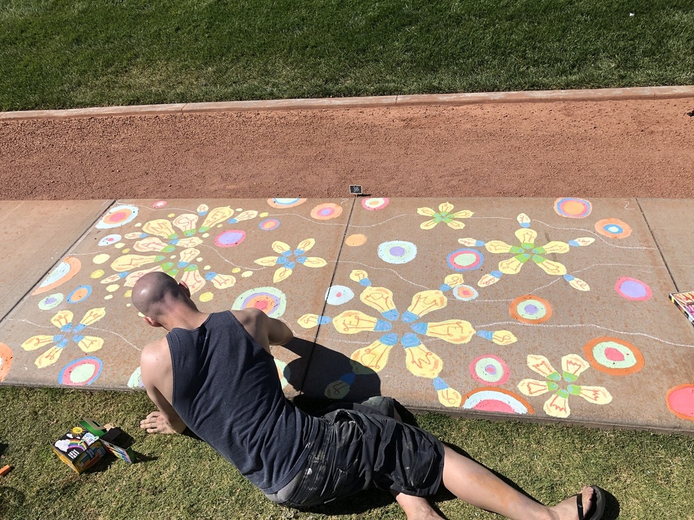 96a777b7ef9badae645a093e_1000x750 chalk cheers-e4936929