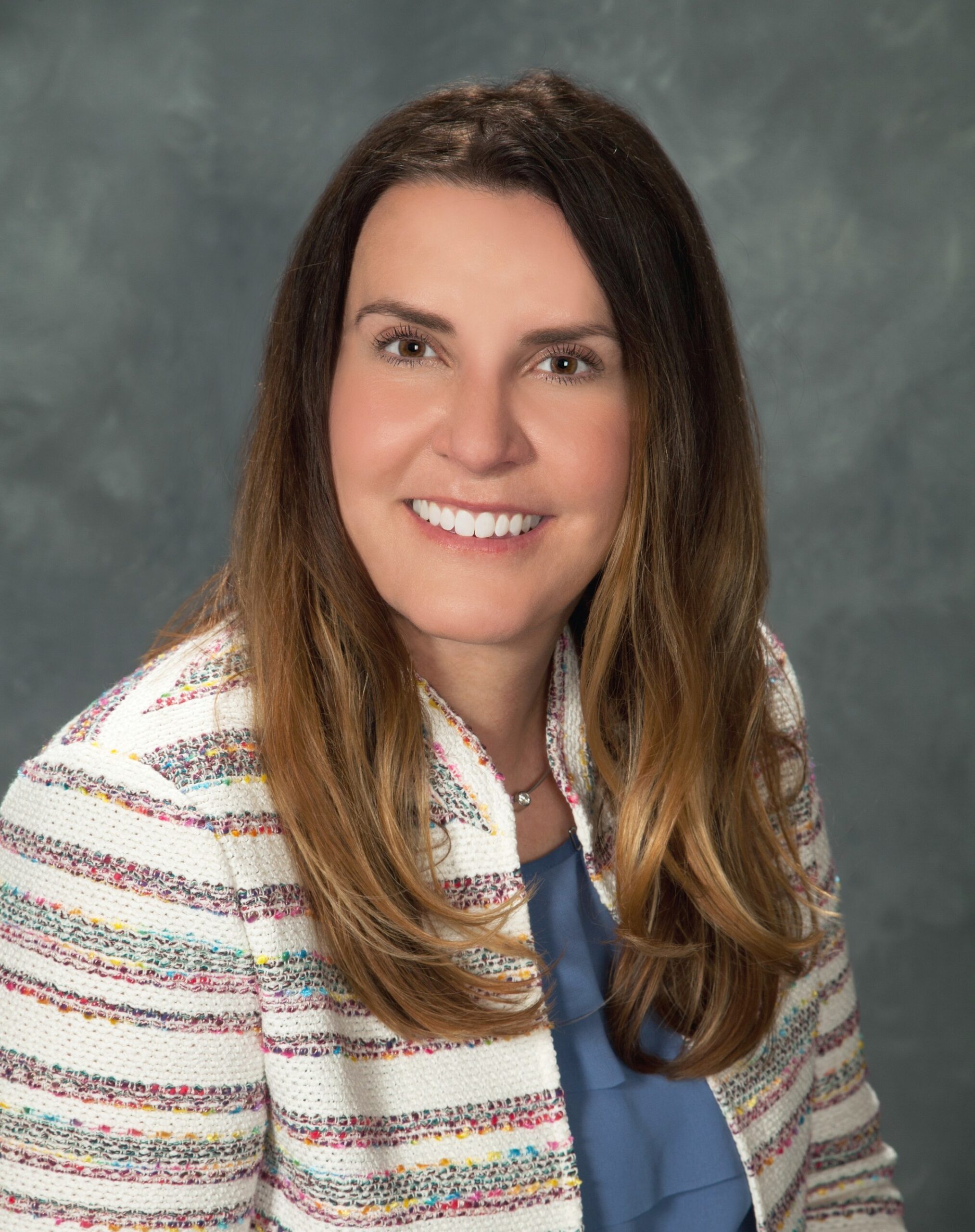 Kim_Miramontes_Headshot (1)-6d8d2d65
