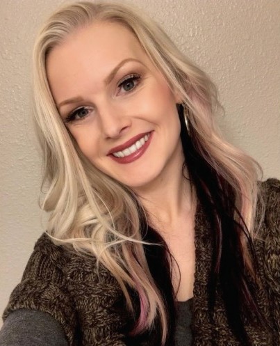 Breanna Gard Headshot-4bc4adfd