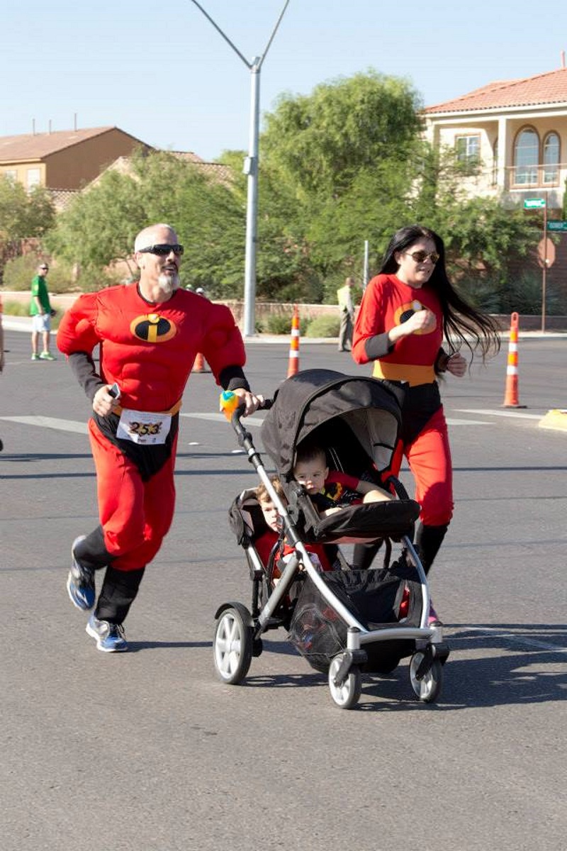 Team Incredibles - parents w 2 in stroller - sm-43ad3b12