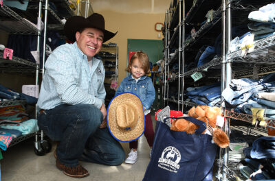 Josh-Iveson-with-Little-Girl-Denim-Drive-2021-400x264-5589f949