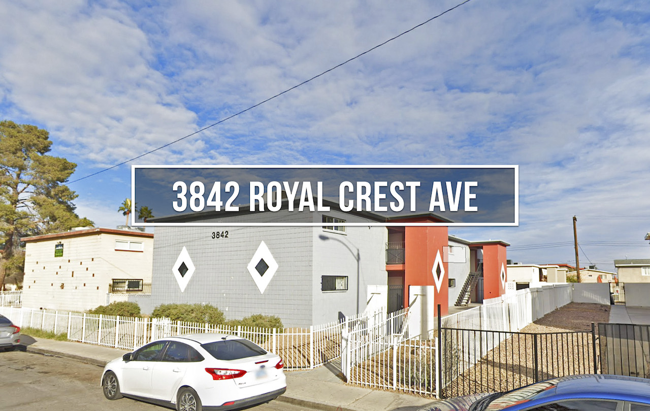 3842_RoyalCrest_Cover-c6de8c39