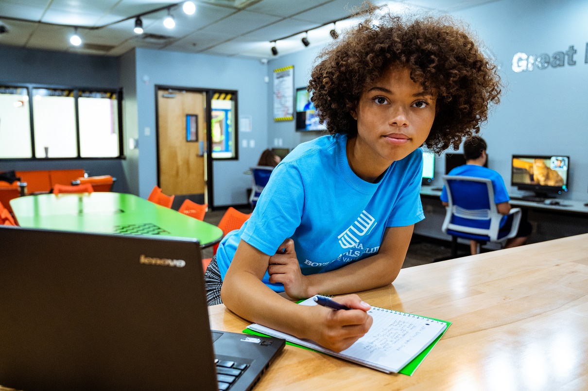 Back to School_Teen Doing Homework - sm-449753c6