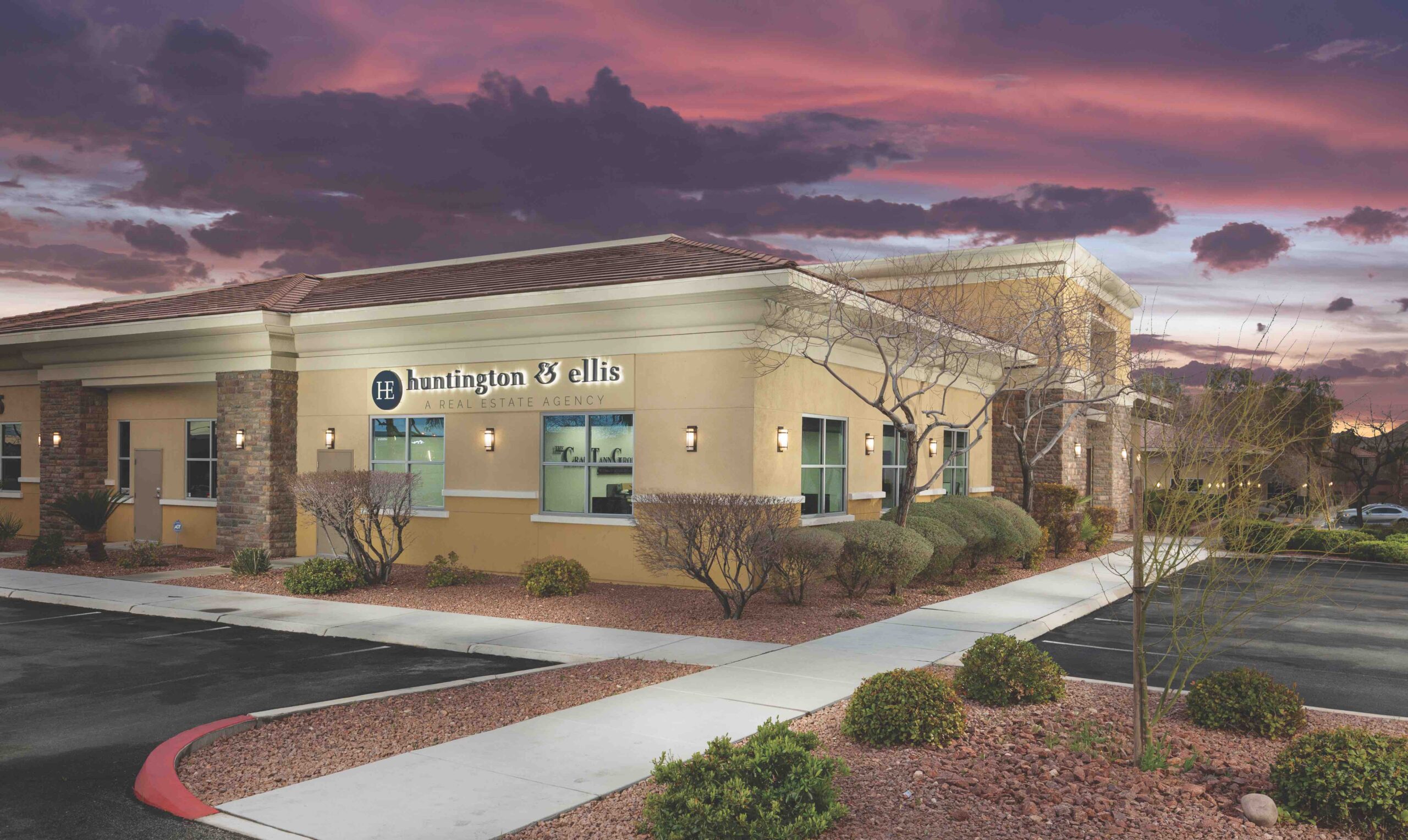 H&E Office-310255af
