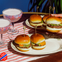 Stars & Spice Sour Cocktail and Beef Sliders.